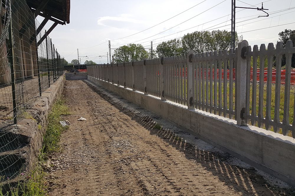 Scalo ferroviario di Signa (FI) muro recinzione
