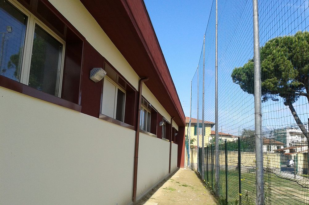 Spogliatoi e servizi Campo calcio Peretola - Comune di Firenze
